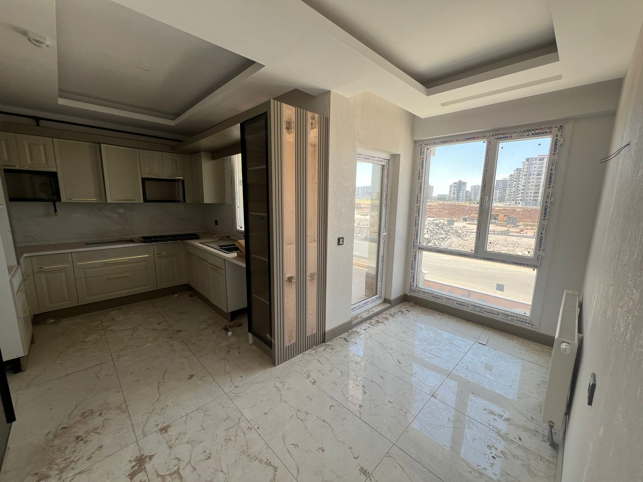 WİNSTOWN YANI 2.5+1 EBEVEYN BANYOLU SIFIR DAİRE 